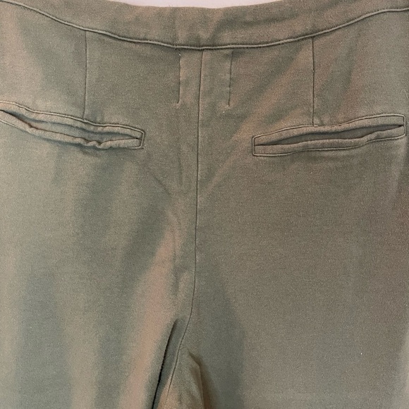 For Days women’s khaki Olive Green pleated natural waist Pants size small - Picture 6 of 6